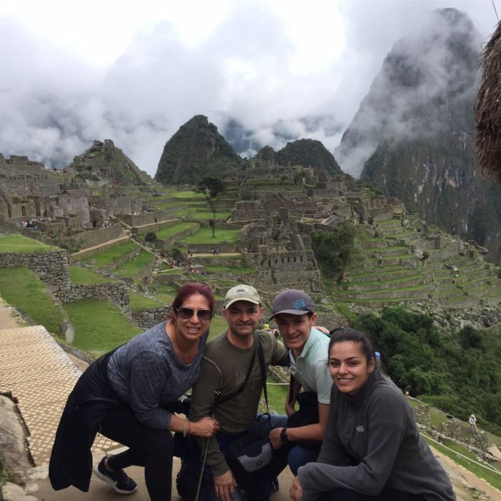 Meet your Posher, Monica